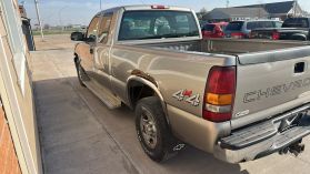 2002 CHEVROLET SILVERADO 1500 EXTENDED CAB PICKUP V8, 4.8 LITER SHORT BED
