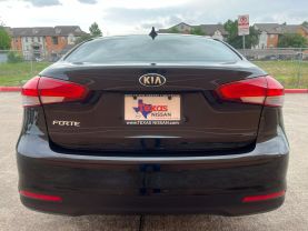 2018 KIA FORTE SEDAN 4-CYL, 2.0 LITER LX SEDAN 4D