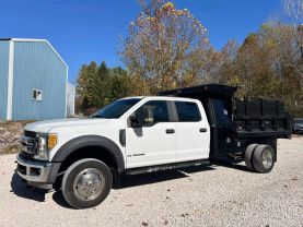 2018 FORD F550 SUPER DUTY CREW CAB & CHASSIS CAB_CHASSIS V8, TURBO DIESEL, 6.7 LITER XL CAB & CHASSIS 4D at T&T Repairables - used car dealership in Spencer, Indiana.