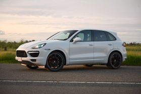 2012 PORSCHE CAYENNE SUV M4851 TURBO