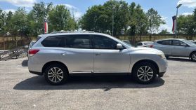 2013 Nissan Pathfinder - Image 4