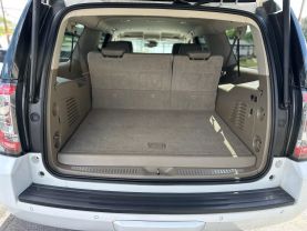 2018 GMC YUKON XL SUV WHITE AUTOMATIC - Auto Solutions of Greensboro LLC, NC, 36.05701, -79.84368