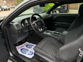 2013 DODGE CHALLENGER COUPE V6, 3.6 LITER SXT COUPE 2D