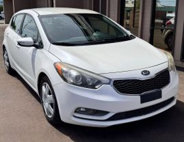 2016 KIA FORTE5 HATCHBACK 4-CYL, GDI, 2.0 LITER LX HATCHBACK 4D