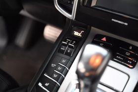 2012 PORSCHE CAYENNE SUV M4851 TURBO
