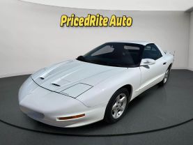 1995 PONTIAC FIREBIRD HATCHBACK V8, 5.7 LITER FORMULA HATCHBACK 2D