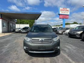 2012 TOYOTA HIGHLANDER SUV GREEN AUTOMATIC - Auto Solutions of Greensboro LLC, NC, 36.05701, -79.84368