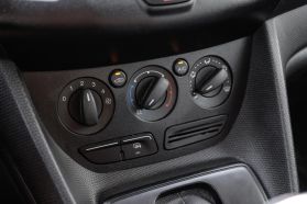 2018 Ford Transit Connect Cargo - Image 32
