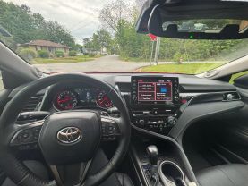 2022 Toyota Camry - Image 13