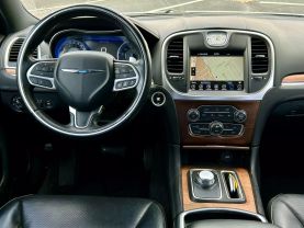 2017 CHRYSLER 300 SEDAN WHITE AUTOMATIC - Dart Auto Group