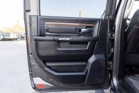 2016 RAM 1500 CREW CAB PICKUP V8, HEMI, 5.7 LITER LARAMIE PICKUP 4D 5 1/2 FT