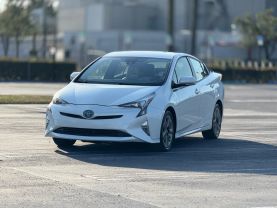 2016 TOYOTA PRIUS