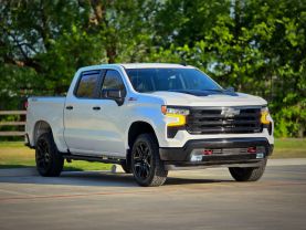 2022 CHEVROLET SILVERADO 1500 CREW CAB PICKUP V8, ECOTEC3, DFM, 5.3 LITER LT TRAIL BOSS PICKUP 4D 5 3/4 FT