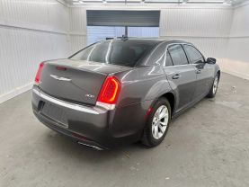 2016 CHRYSLER 300