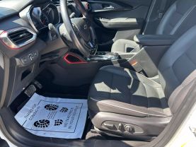 2021 CHEVROLET TRAILBLAZER SUV 3-CYL, ECOTEC, TURBO, 1.3 LITER RS SPORT UTILITY 4D at T&T Repairables - used car dealership in Spencer, Indiana.