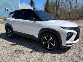 2021 CHEVROLET TRAILBLAZER SUV 3-CYL, ECOTEC, TURBO, 1.3 LITER RS SPORT UTILITY 4D at T&T Repairables - used car dealership in Spencer, Indiana.