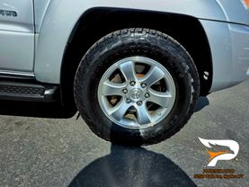 2005 TOYOTA 4RUNNER SUV V6, 4.0 LITER SR5 SPORT UTILITY 4D