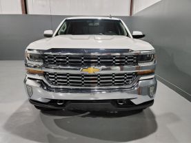 2018 Chevrolet Silverado 1500 Crew Cab - - Image 8