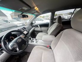 2013 TOYOTA HIGHLANDER SUV V6, 3.5 LITER SE SPORT UTILITY 4D