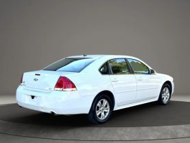 2015 CHEVROLET IMPALA LIMITED SEDAN V6, 3.6 LITER LS SEDAN 4D