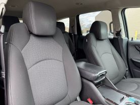 2017 CHEVROLET TRAVERSE SUV V6, 3.6 LITER LT SPORT UTILITY 4D