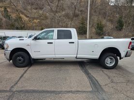 2022 RAM 3500 CREW CAB PICKUP 6-CYL, HO, TURBO DIESEL, 6.7 LITER TRADESMAN PICKUP 4D 8 FT