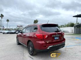 2017 Nissan Pathfinder - Image 8
