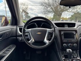 2017 CHEVROLET TRAVERSE SUV V6, 3.6 LITER LT SPORT UTILITY 4D