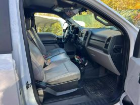 2018 FORD F550 SUPER DUTY CREW CAB & CHASSIS CAB_CHASSIS V8, TURBO DIESEL, 6.7 LITER XL CAB & CHASSIS 4D at T&T Repairables - used car dealership in Spencer, Indiana.