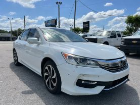 2017 HONDA ACCORD SEDAN 4-CYL, I-VTEC, 2.4 LITER EX W/HONDA SENSING SEDAN 4D