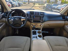 2013 TOYOTA HIGHLANDER SUV V6, 3.5 LITER SE SPORT UTILITY 4D