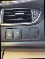 2016 Toyota Camry Hybrid - Image 20