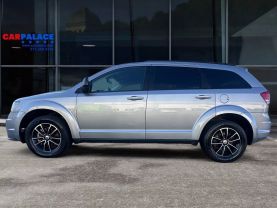 2018 Dodge Journey Se Sport Utility 4d - Image 2