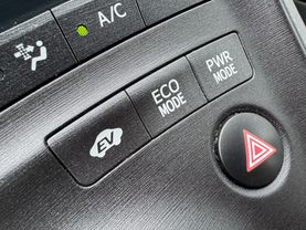 2010 TOYOTA PRIUS HATCHBACK 4-CYL, HYBRID, 1.8 LITER III HATCHBACK 4D