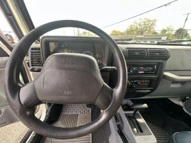 Used 1998 JEEP WRANGLER SUV 6-CYL, 4.0 LITER SPORT UTILITY 2D - LA Auto Star located in Virginia Beach, VA