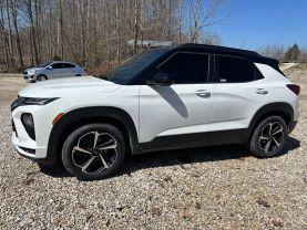 2021 CHEVROLET TRAILBLAZER SUV 3-CYL, ECOTEC, TURBO, 1.3 LITER RS SPORT UTILITY 4D at T&T Repairables - used car dealership in Spencer, Indiana.