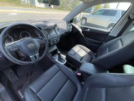 2013 Volkswagen Tiguan - Image 5