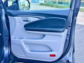 2017 HONDA RIDGELINE PICKUP V6, I-VTEC, 3.5 LITER RTS PICKUP 4D 5 FT