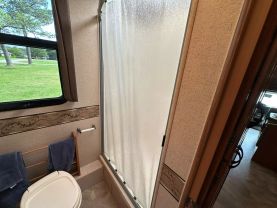 Used 2016 JAYCO REDHAWK CLASS C - 31XL - LA Auto Star located in Virginia Beach, VA