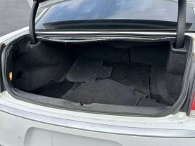 2017 CHRYSLER 300 SEDAN WHITE AUTOMATIC - Dart Auto Group
