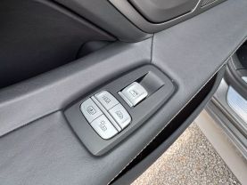 2018 BMW 7 SERIES SEDAN V8, TWIN TURBO, 4.4L 750I XDRIVE SEDAN 4D