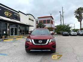 2017 Nissan Pathfinder - Image 2