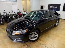 2017 VOLKSWAGEN PASSAT