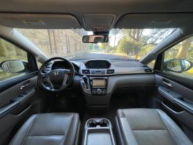 2017 HONDA ODYSSEY VAN V6, I-VTEC, 3.5 LITER EX-L W/NAVIGATION MINIVAN 4D
