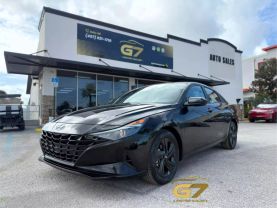 2022 Hyundai Elantra - Image 1