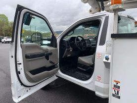 2017 FORD F550 SUPER DUTY 46FT BUCKET TRUCK ALTEC AT41M BUCKET TRUCKS V8, TURBO DIESEL, 6.7 LITER XL 169" W.B. 2D - Eddies Auto Sales
