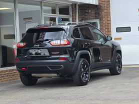 2019 Jeep Cherokeetrailhawk Sport Utility 4d - Image 8