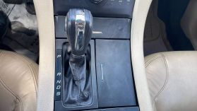 2015 Ford Taurus - Image 39