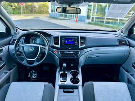 2017 HONDA RIDGELINE PICKUP V6, I-VTEC, 3.5 LITER RTS PICKUP 4D 5 FT