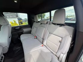 2020 Chevrolet Silverado 3500 Hd Crew Cab Lt Pickup 4d 8 Ft - Image 21